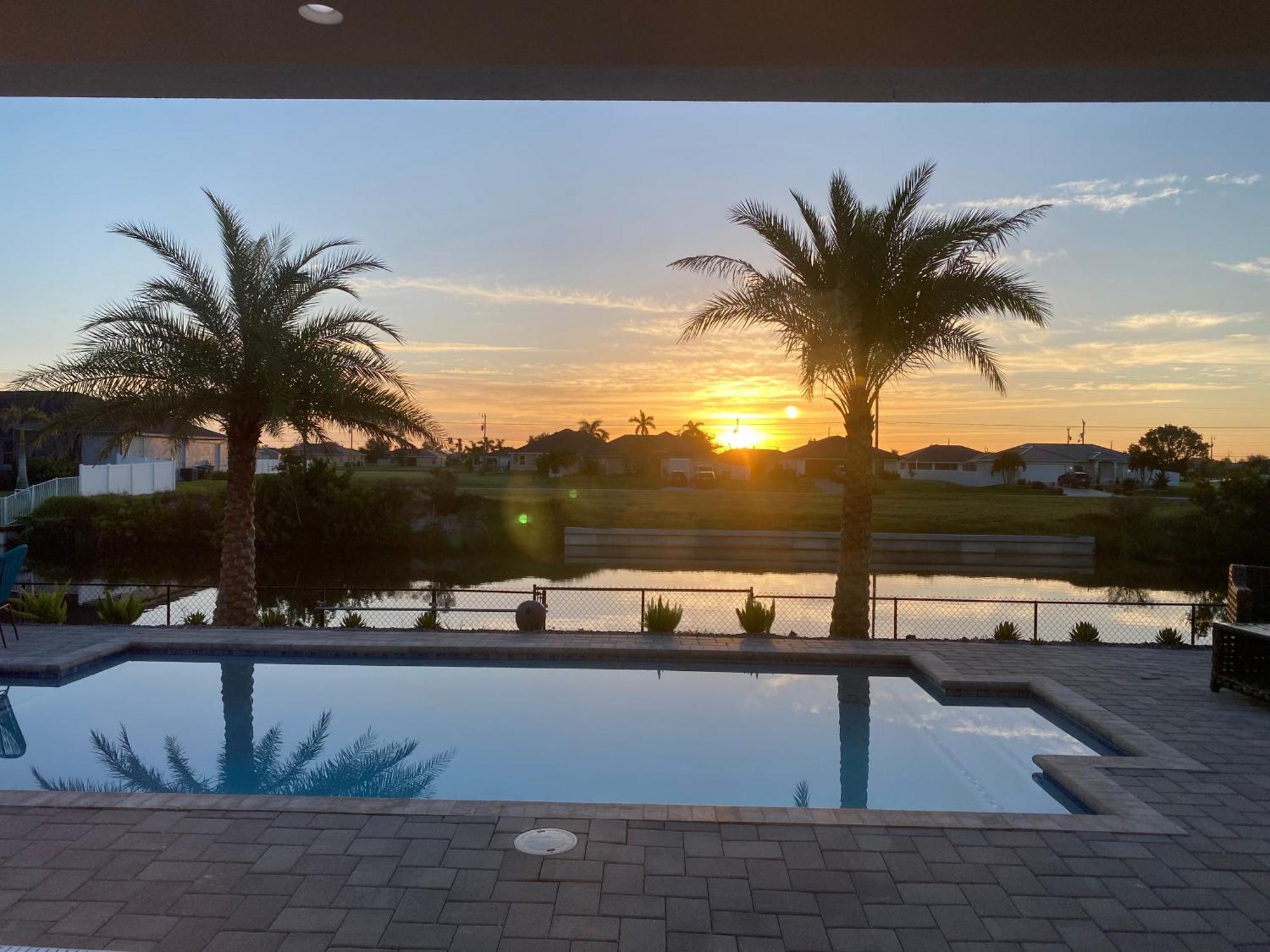 Canal Waterfront House-Pool-Fishing And Game Room Cape Coral Exterior photo